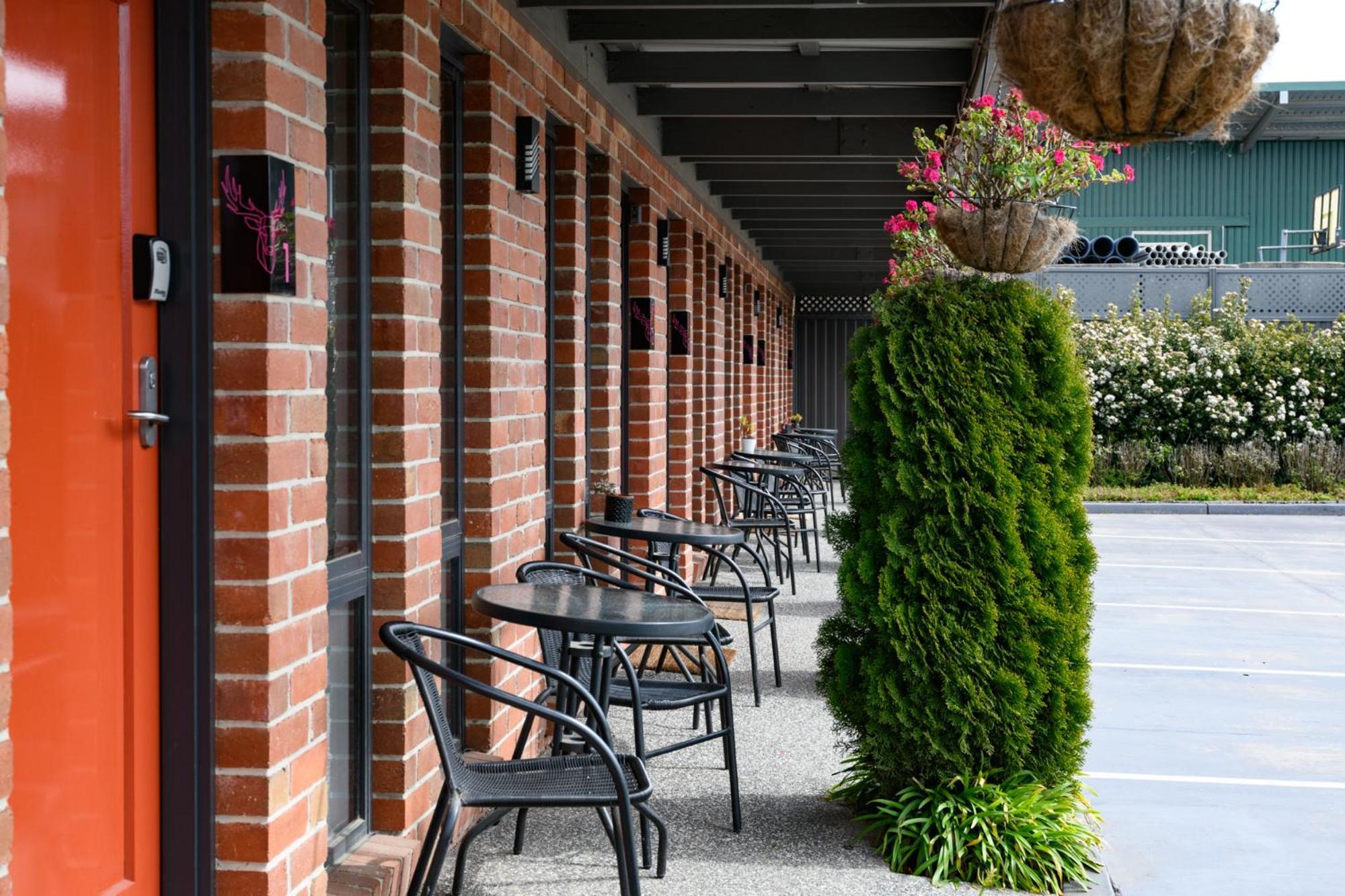 Daylesford Art Motel Superior Suites Exterior foto The exterior of the motel